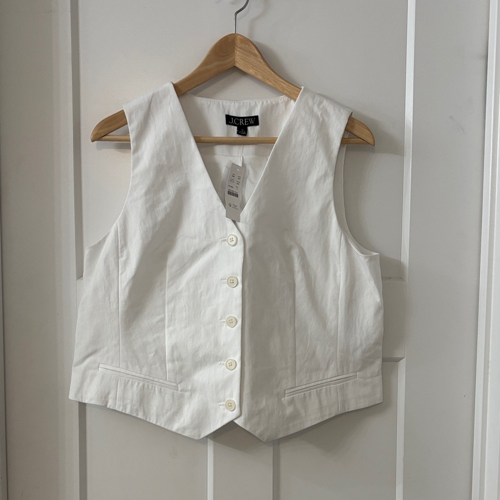 NWT✨J. Crew White Sleeveless Button Vest